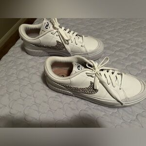 Nike United Victory sneakers